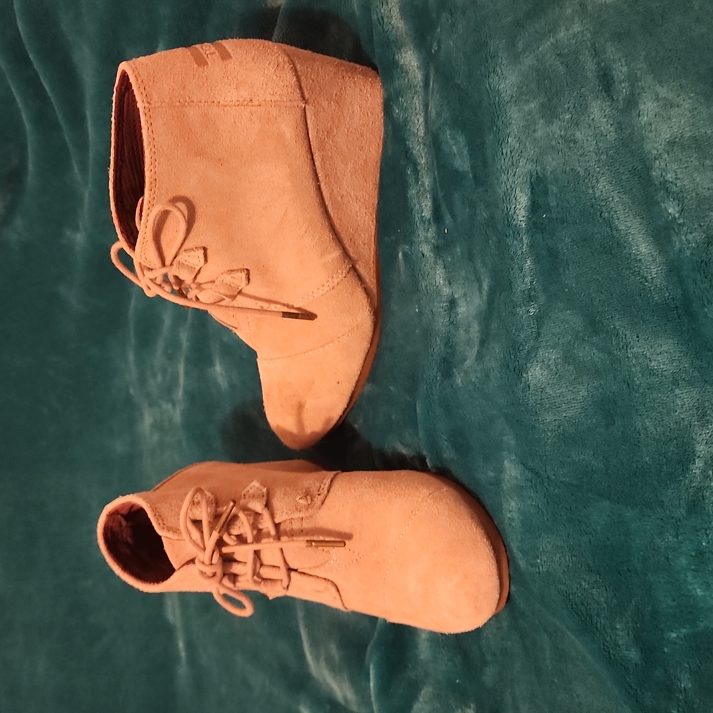 Toms high heels, light tan, Women's 10